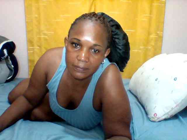 Queenafrica webcam