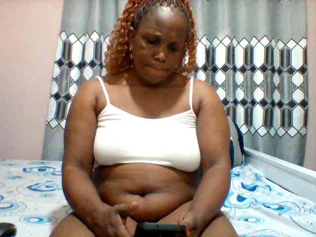 Queenafrica webcam