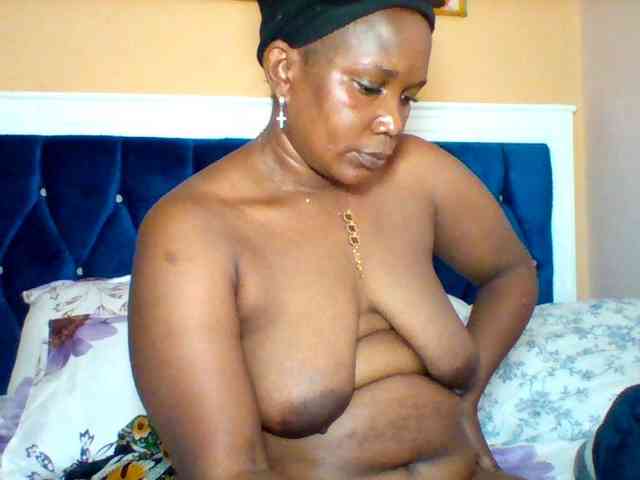 Queenafrica webcam