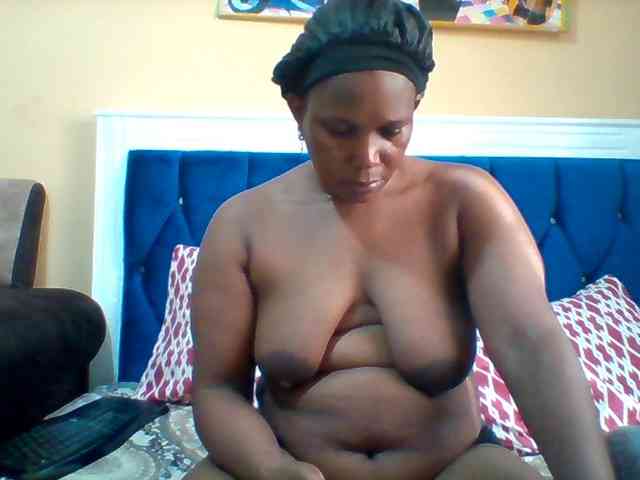 Queenafrica webcam