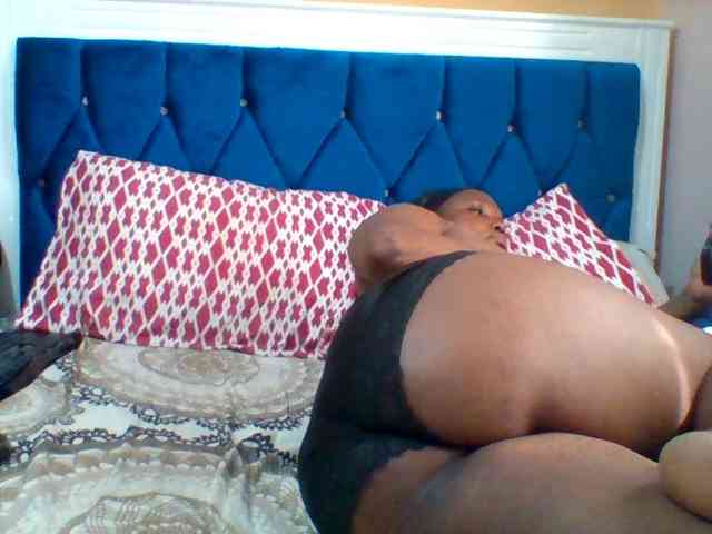 Queenafrica webcam