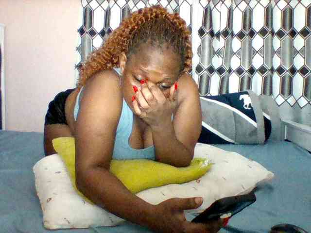 Queenafrica webcam
