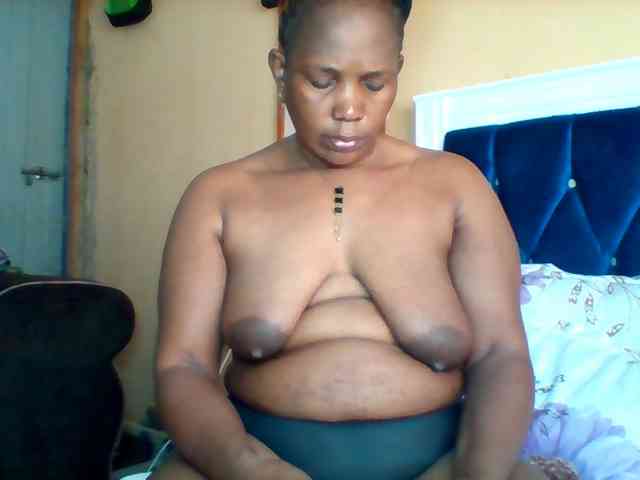Queenafrica webcam