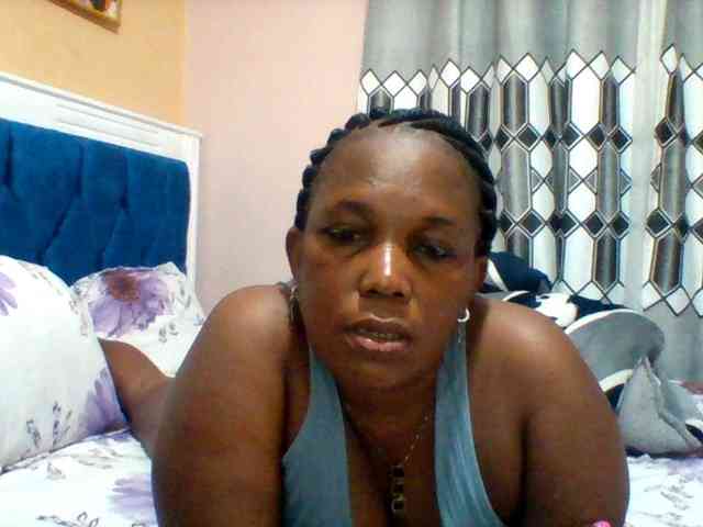 Queenafrica webcam