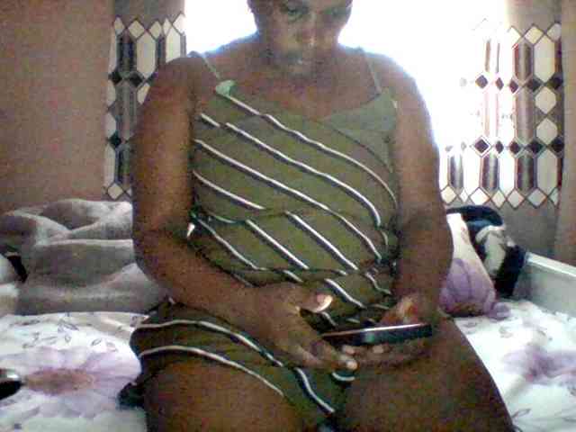 Queenafrica webcam
