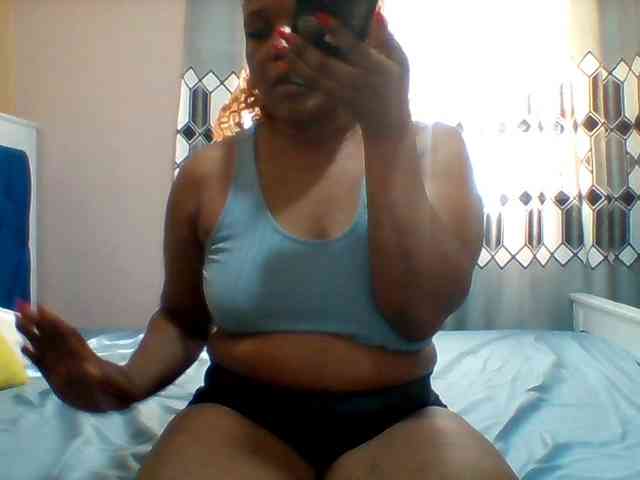Queenafrica webcam