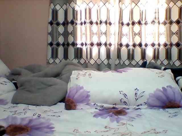 Queenafrica webcam