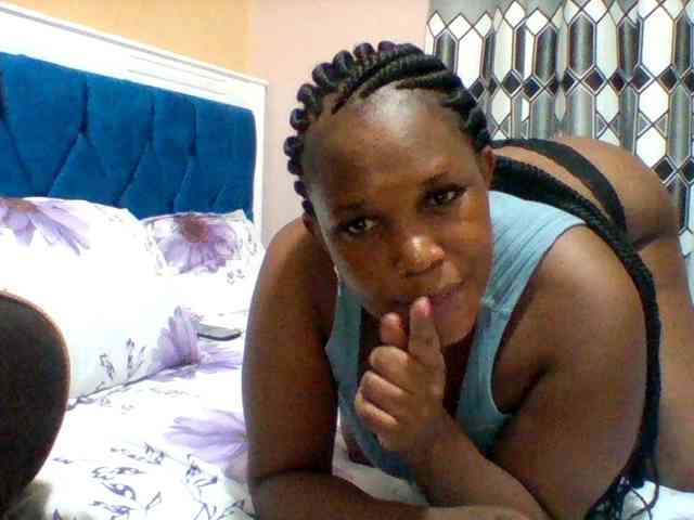 Queenafrica webcam