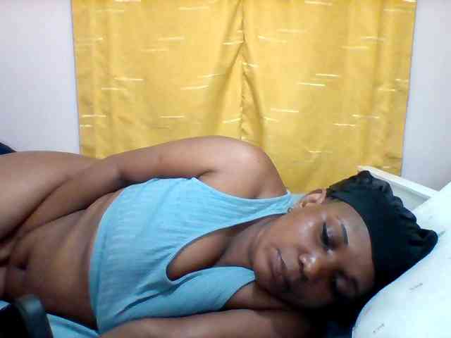 Queenafrica webcam
