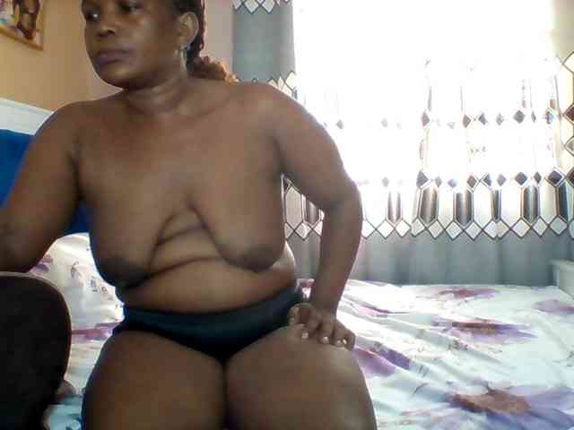 Queenafrica webcam