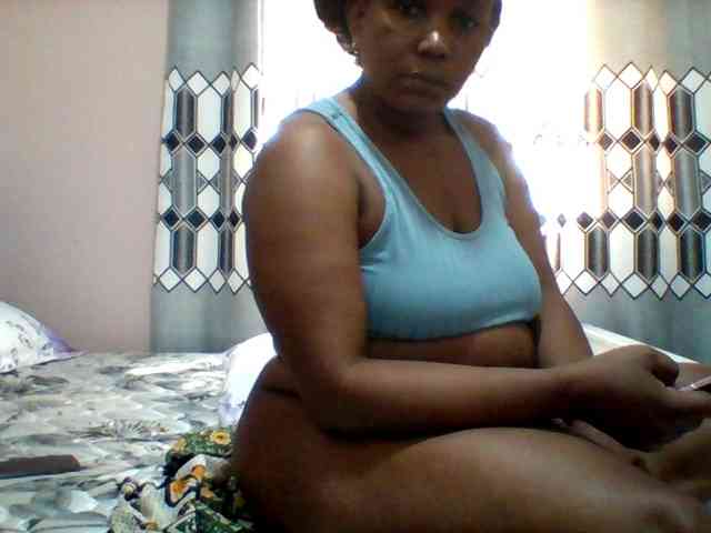 Queenafrica webcam