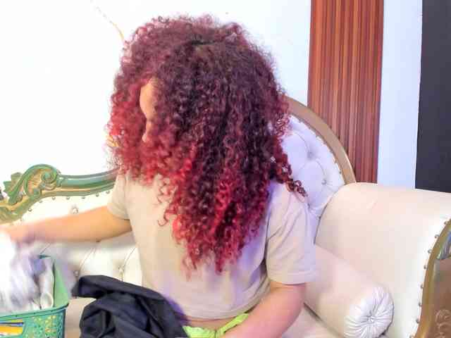 KarineWine Sex Cam Show