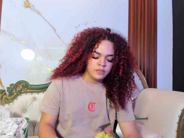 KarineWine Sex Cam Show