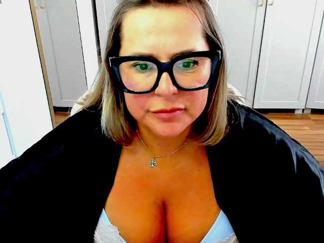 perfectDIANA live cam on BongaCams