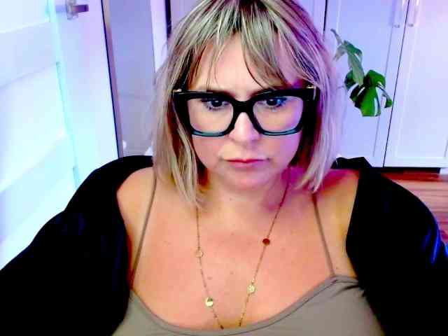 perfectDIANA Live Webcam on BongaCams