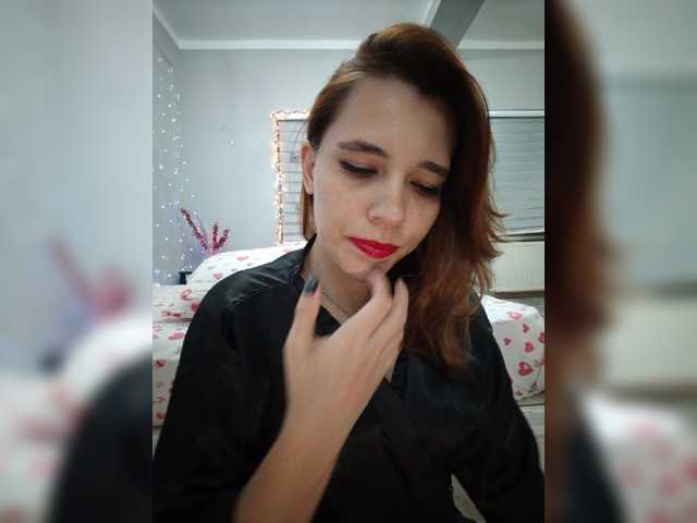 Kitteen live cam on BongaCams