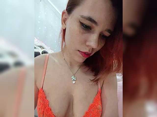 Kitteen live cam on BongaCams