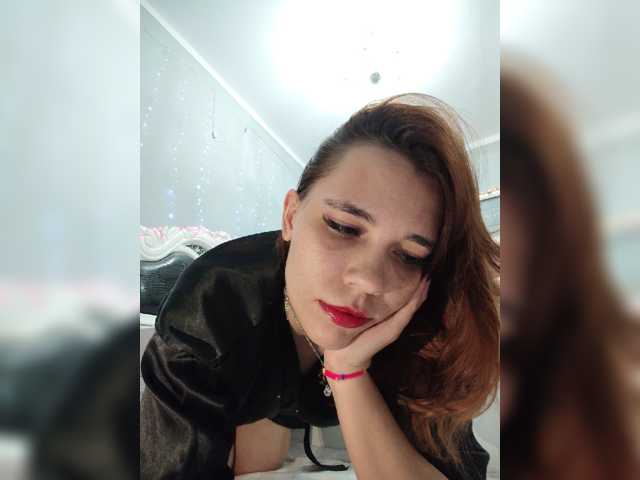 Kitteen live cam on BongaCams