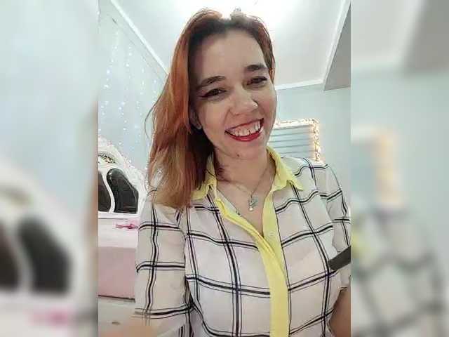 Kitteen's BongaCams show and profile