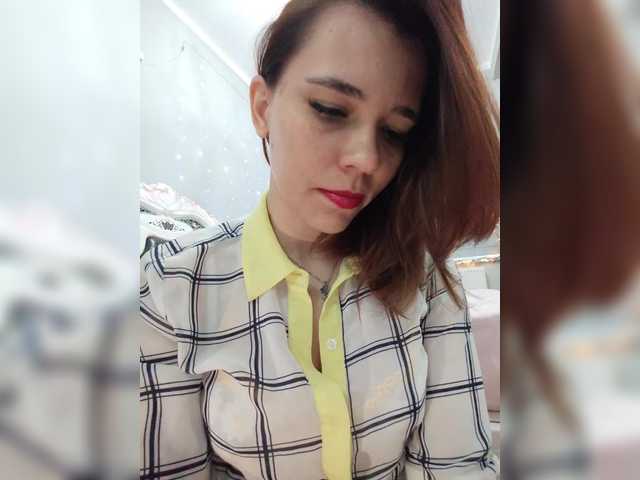 Kitteen live cam on BongaCams