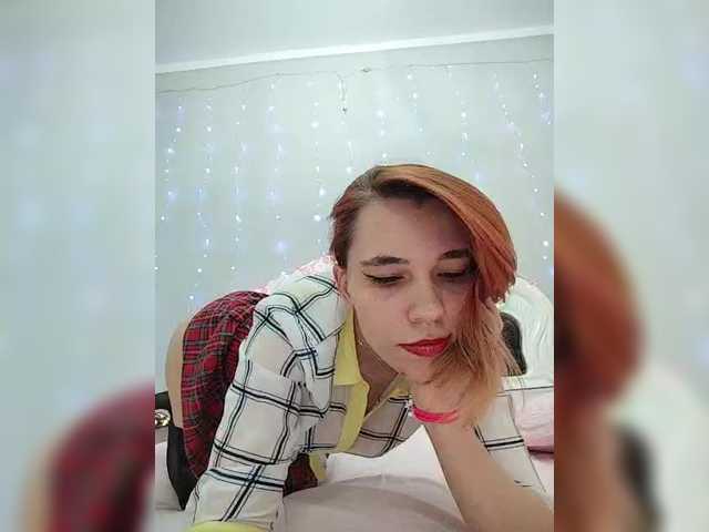 Kitteen's BongaCams show and profile