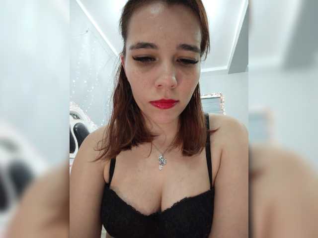 Kitteen live cam