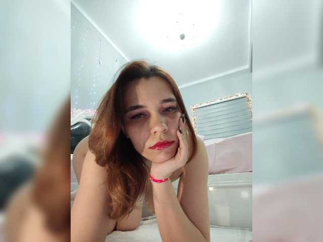 Kitteen, live now on BongaCams