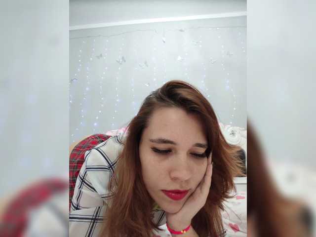 Kitteen live cam on BongaCams
