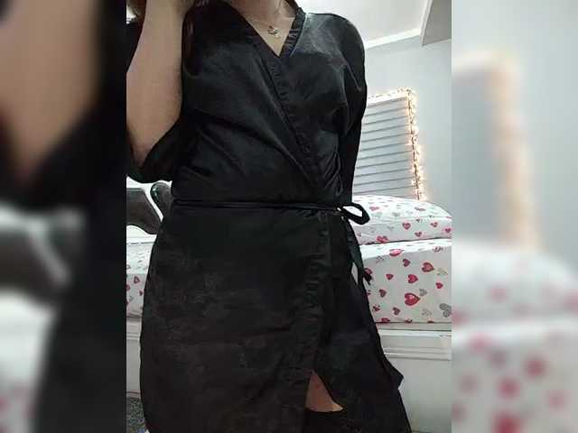 Kitteen's BongaCams show and profile