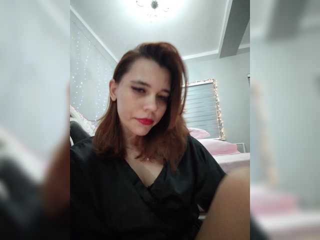 Kitteen live cam on BongaCams