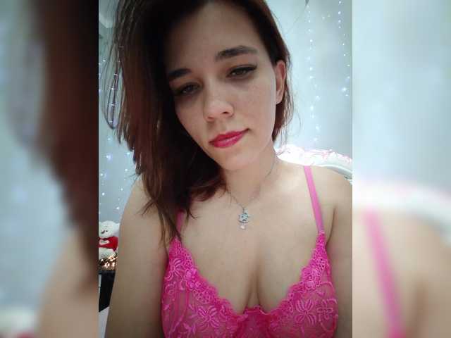 Kitteen live cam on BongaCams