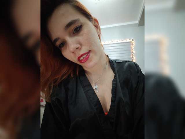 Kitteen's BongaCams show and profile
