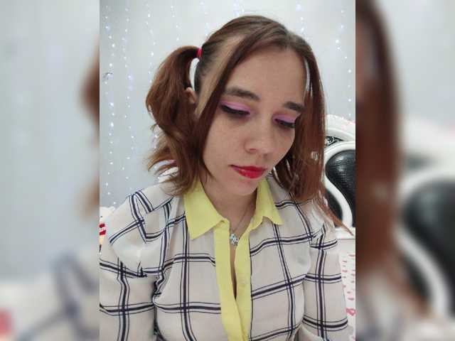 Kitteen live cam on BongaCams