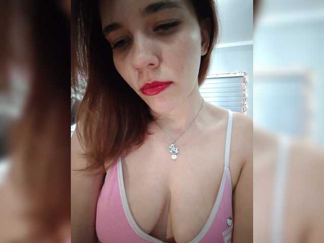 Kitteen live cam on BongaCams