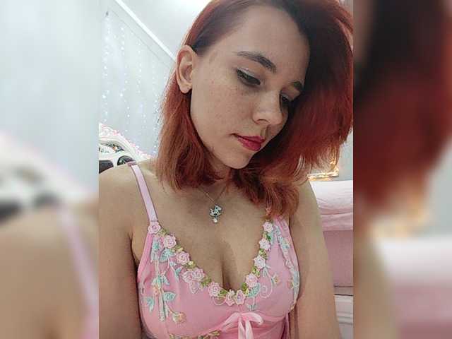 Kitteen live cam on BongaCams