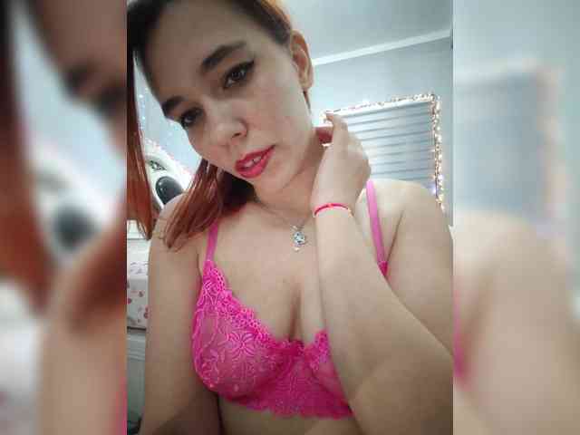 Kitteen Sex Cam Show