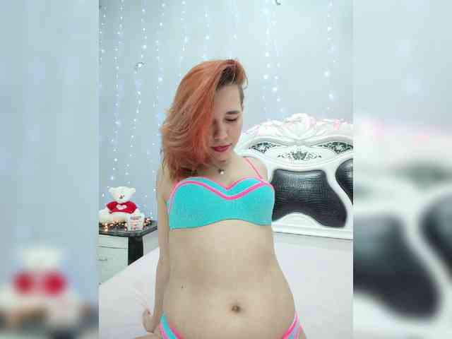 Kitteen Sex Cam Show