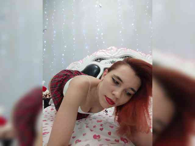 Kitteen Sex Cam Show