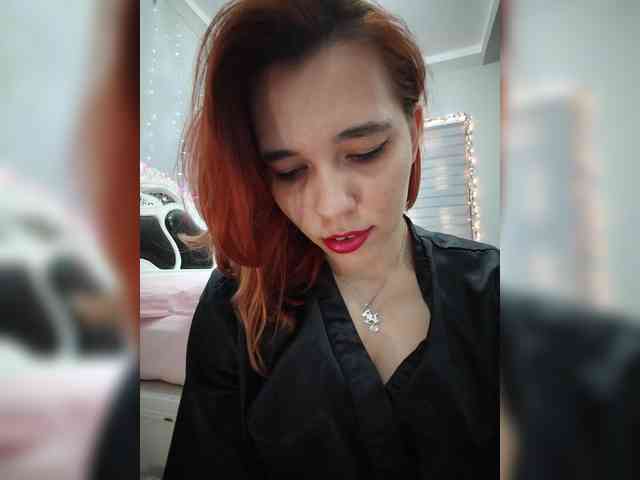 Kitteen Sex Cam Show