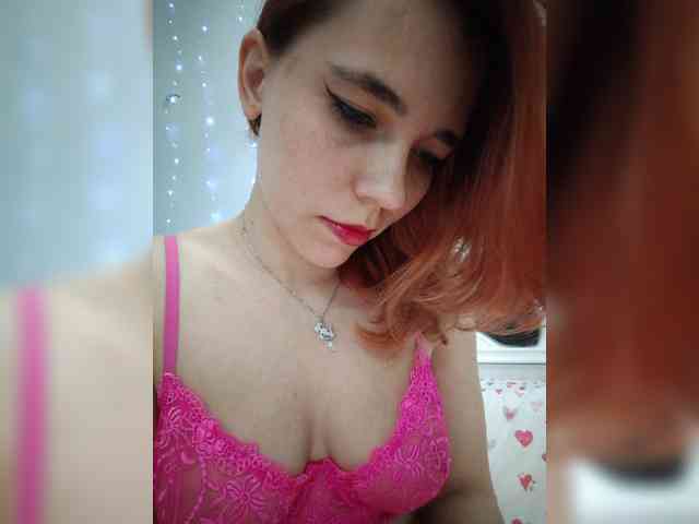 Kitteen Live Webcam on BongaCams