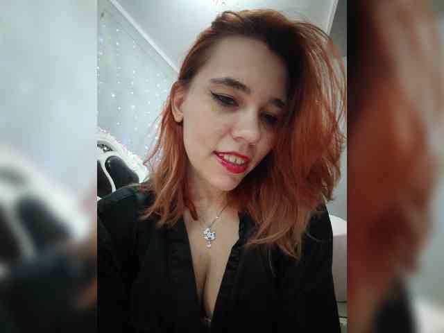 Kitteen Sex Cam Show