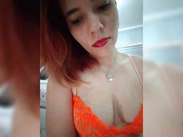 Kitteen Sex Cam Show