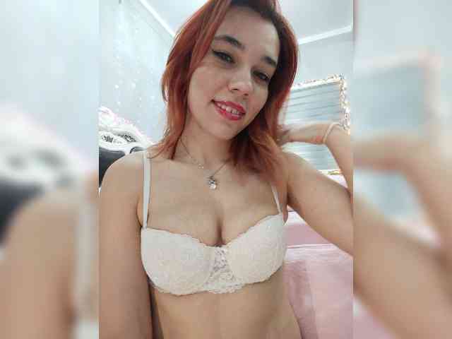 Kitteen Sex Cam Show