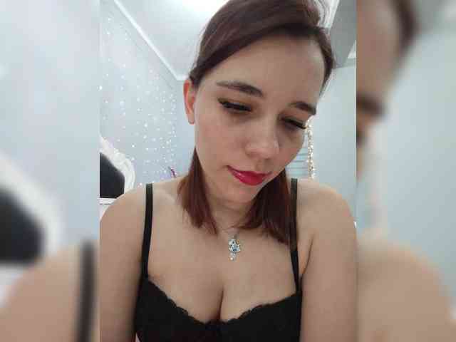 Kitteen Live Webcam on BongaCams