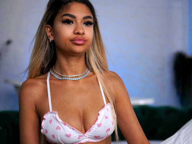 AshaYuva live cam on BongaCams