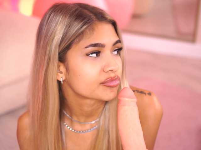 AshaYuva live cam on BongaCams