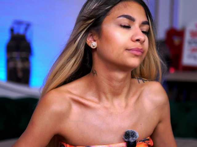 AshaYuva live cam on BongaCams