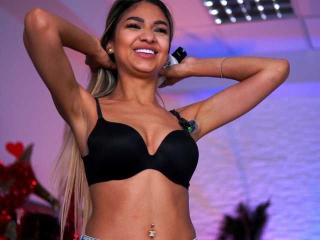 AshaYuva live cam on BongaCams