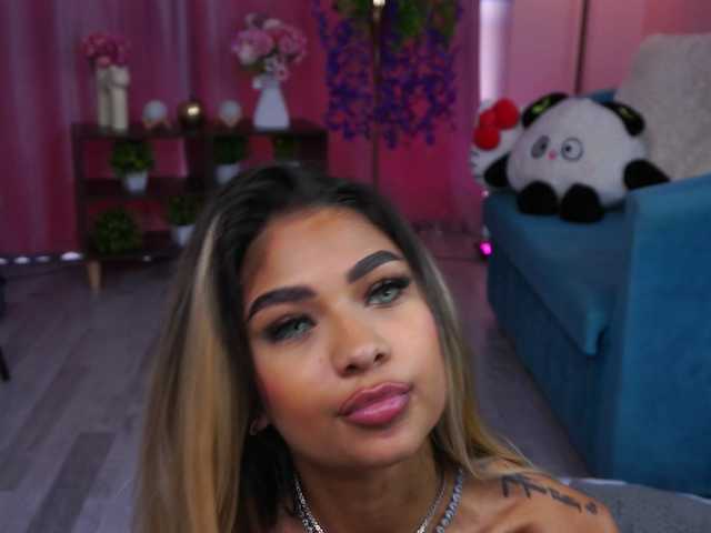 AshaYuva live cam on BongaCams