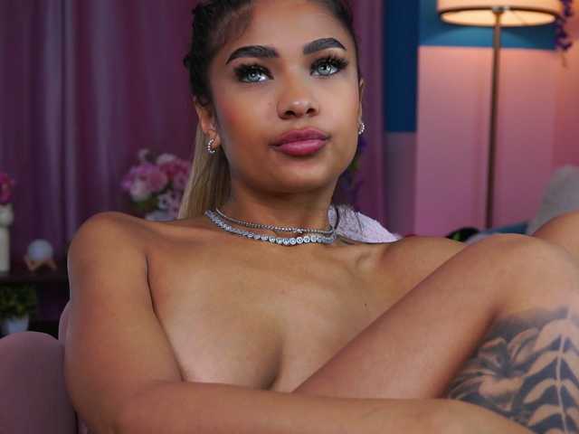 AshaYuva live cam on BongaCams